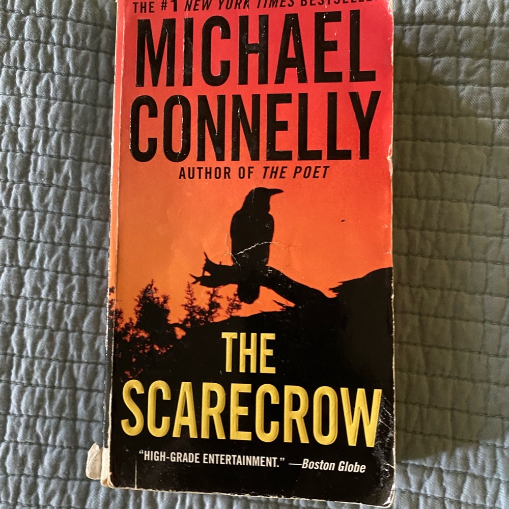 Michael Connelly The Scarecrow Paperback Book